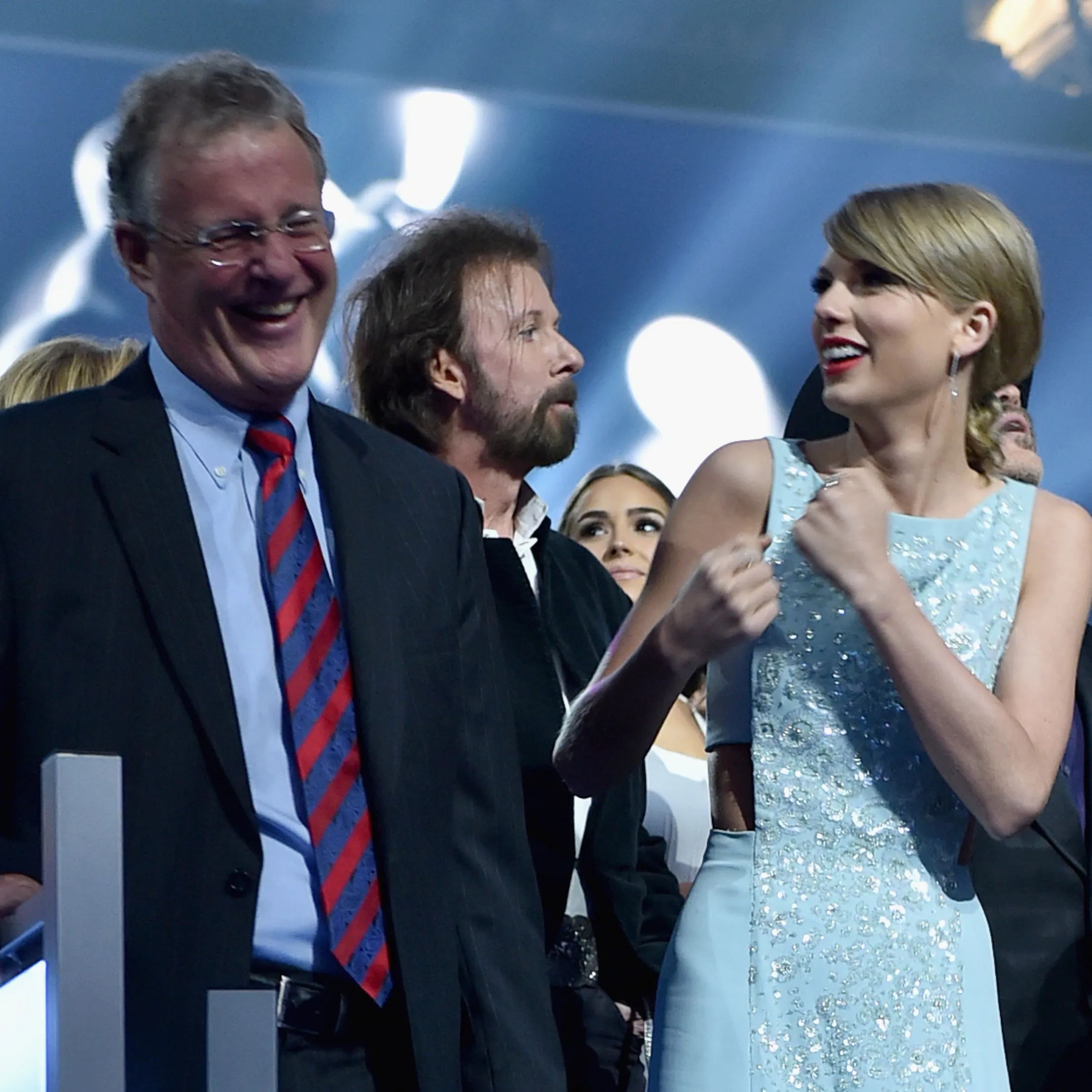 Taylor Swift made a political decision that alarmed her father, Scott. What is it about?