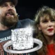 Love is in the air for Taylor Swift and Travis Kelce. Famous chat show host Jerry O’Connell has predicted that Travis Kelce might propose to Taylor Swift in sold out Arena