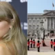 WATCH: Unexpected Taylor Swift surprise at Buckingham Palace ahead of singer's first London show and during the Changing of the Guards, her hit song Shake it Off was performed.