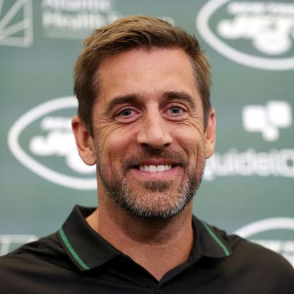 BREAKING: Pittsburgh Steelers Star Aaron Rodgers Reportedly Passes Away at 42